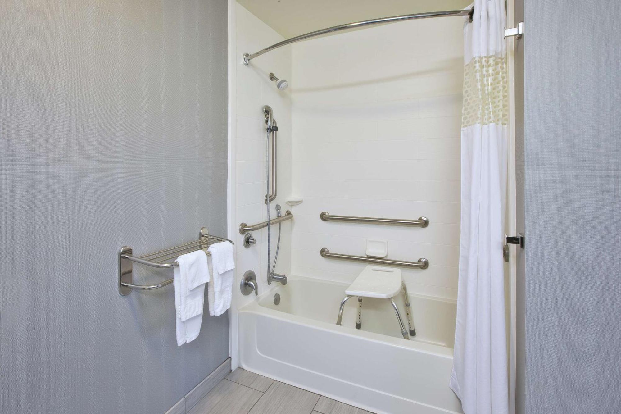 Hampton Inn & Suites - Elyria Bagian luar foto